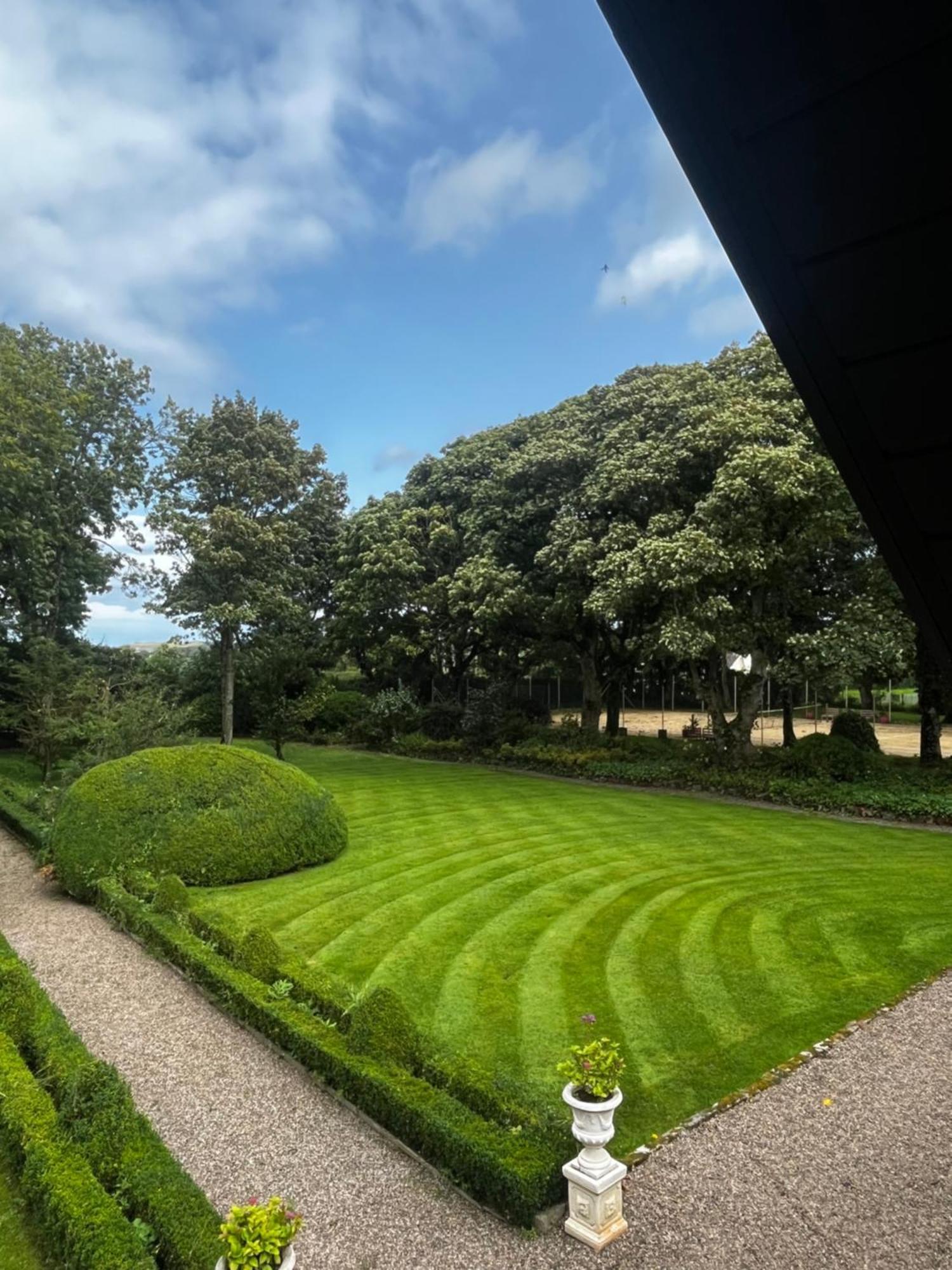 The Old Bushmills Barn Villa Bagian luar foto